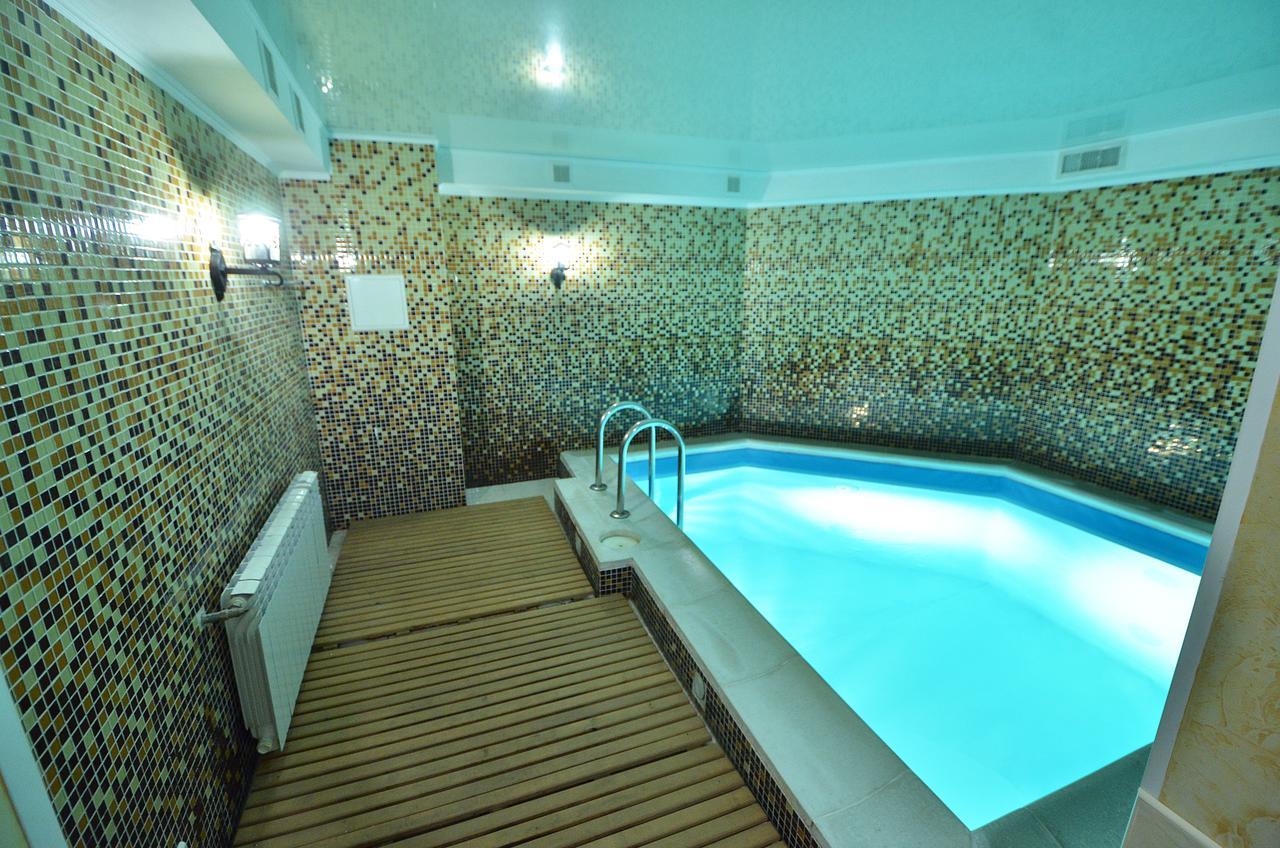 Jaguar Hotel Mykolaiv Exterior photo